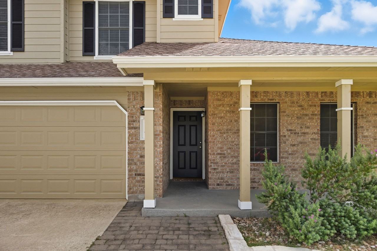 117 Paige Bend - Photo 4 of 35