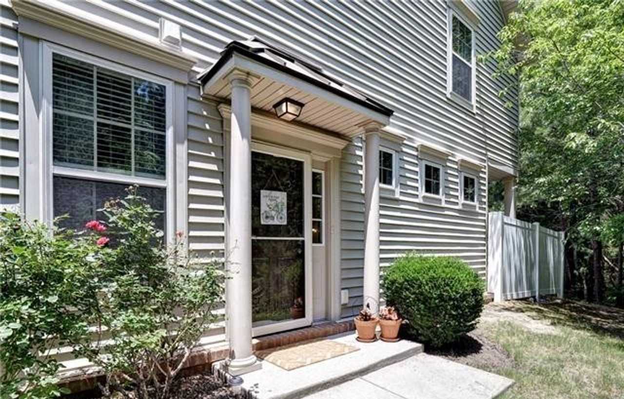 3231 Francis Court - Photo 3 of 38