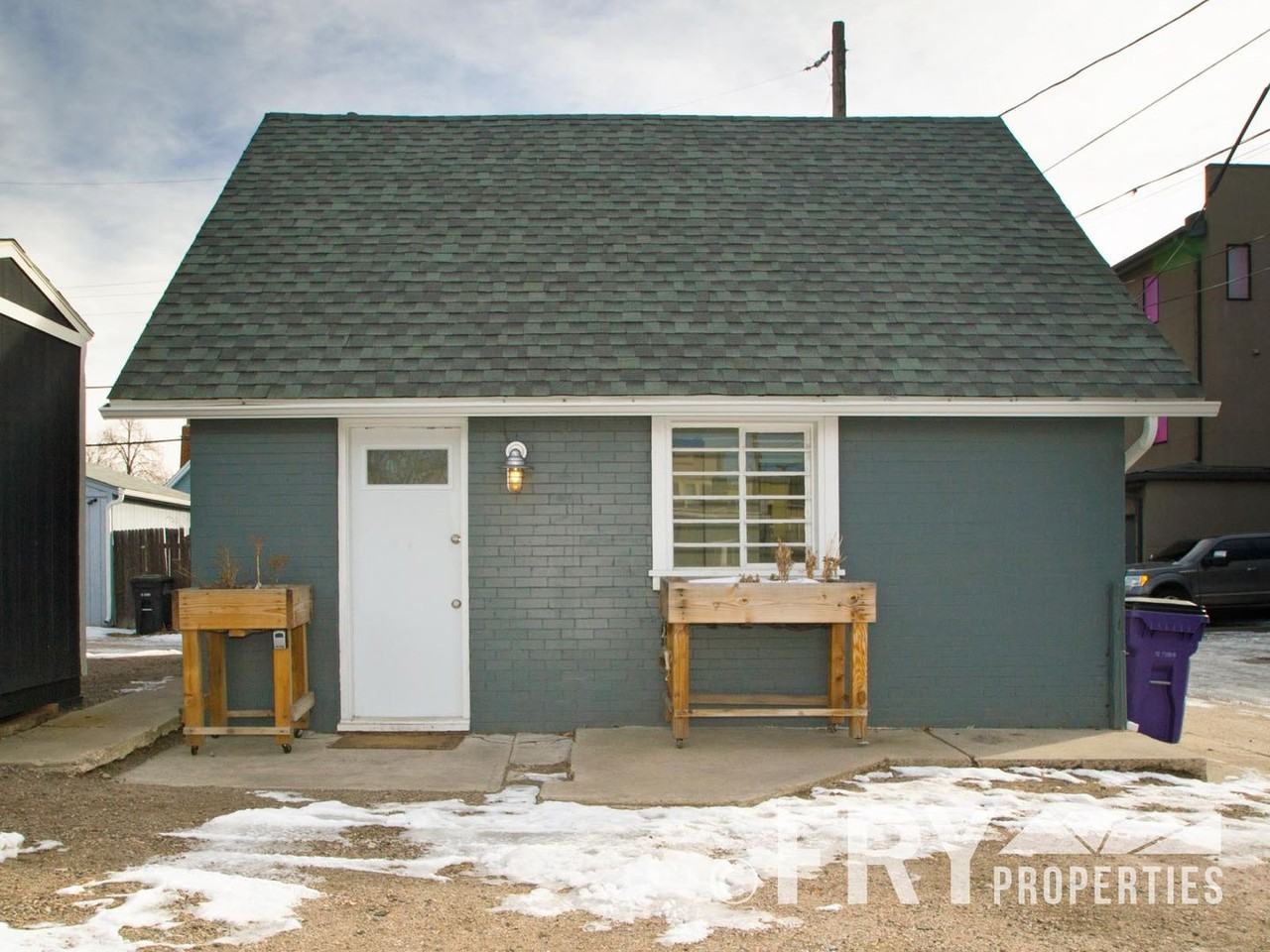 3224 Perry St - Photo 3 of 20
