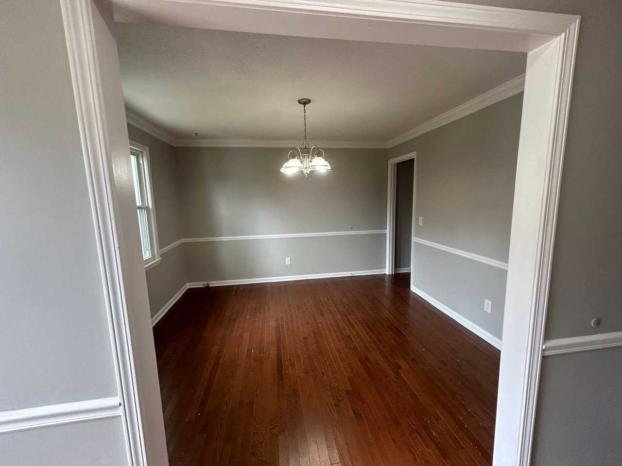 800 Valhalla Dr - Photo 5 of 43