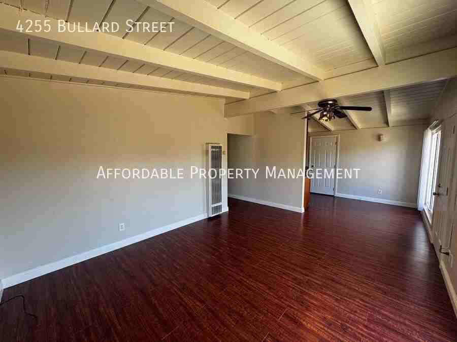 4255 Bullard St - Photo 3 of 15