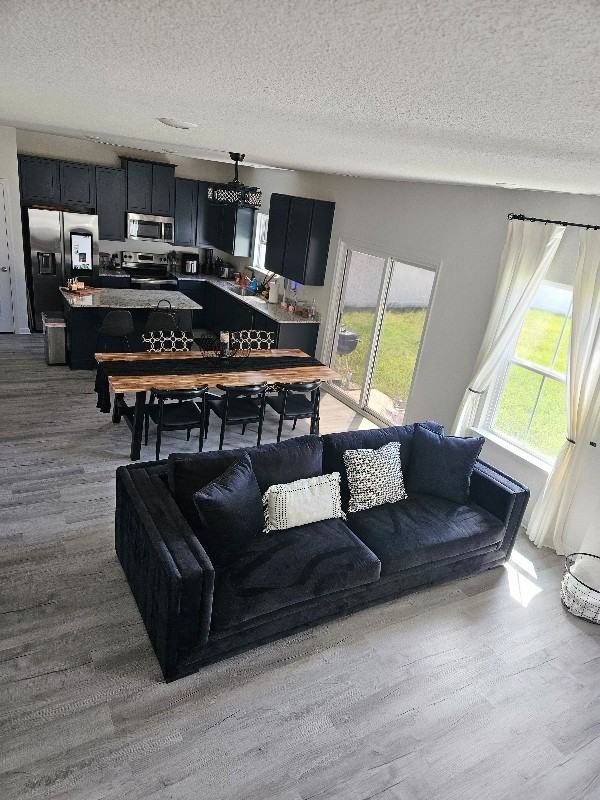 105 American Way - Photo 2 of 10