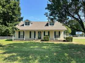 114 Jessica Ln - Photo 1 of 1