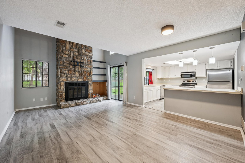 12410 E Pacific Cir #A - Photo 2 of 20