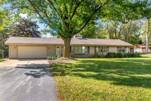 2071 Maple Rd - Photo 1 of 1