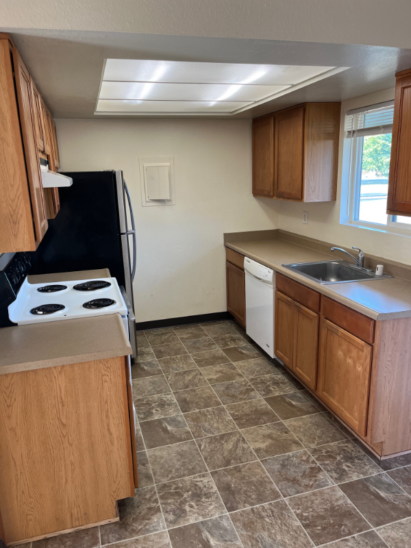 6601 198th Ave Sw #13 - Photo 2 of 14