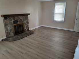 807 Meadow Dr - Photo 1 of 1