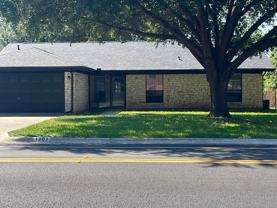 1307 T H Johnson Dr - Photo 1 of 1