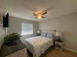 featured image of 1890 Colony Dr #16I