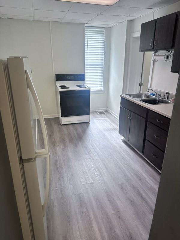 516 1/2 Front St - Photo 3 of 11