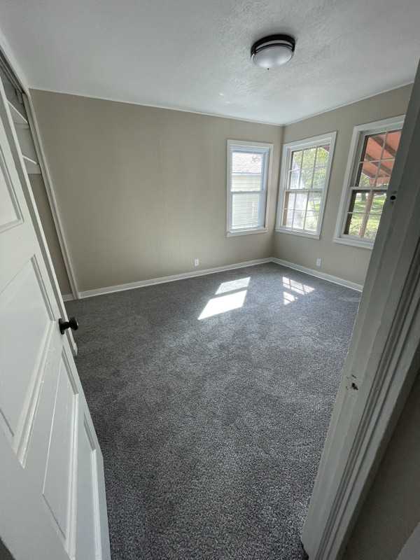 517 S Atchison St - Photo 4 of 11