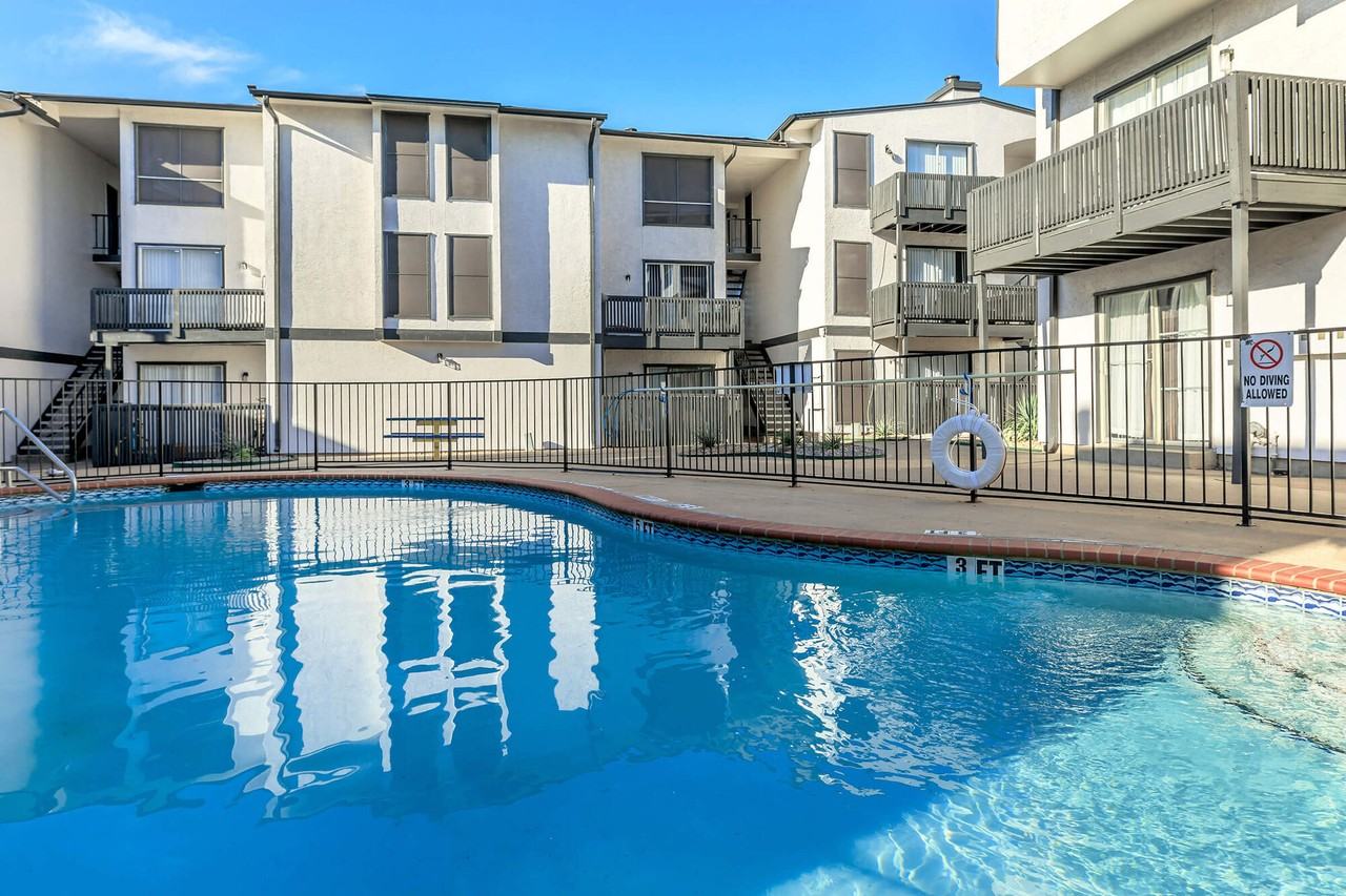 The Ayva at Oaklawn - Photo 6 of 22