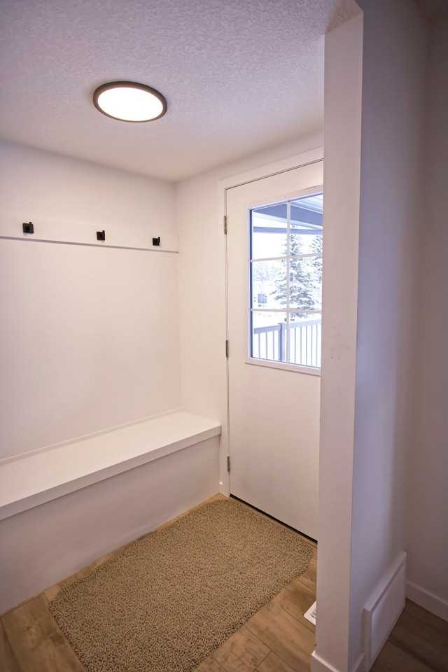 12114 43 Street Northwest - 12114 MAIN #12114MAIN - Photo 4 of 16