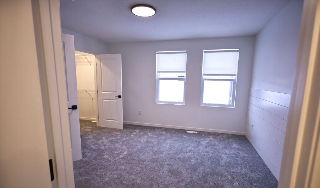 12114 43 Street Northwest - 12114 MAIN #12114MAIN - Photo 5 of 16