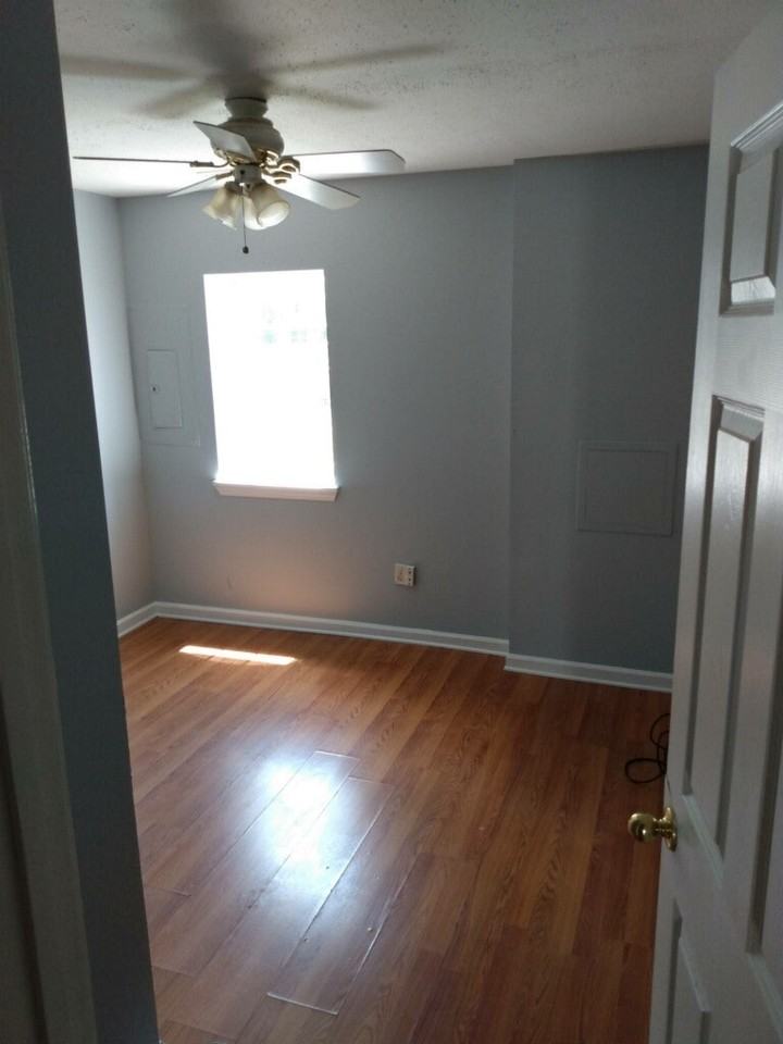 229 Gum Street, Unit Apt 2 - Photo 2 of 8