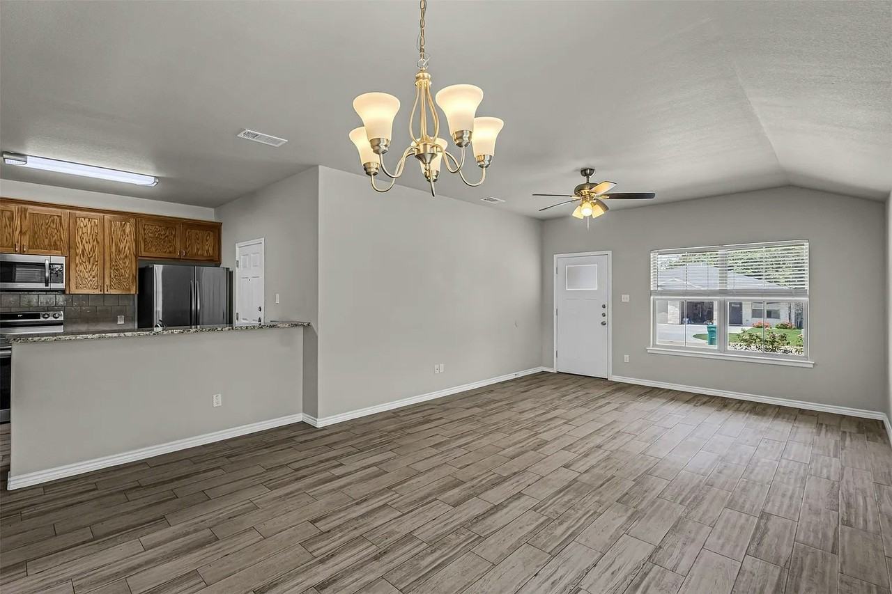 344 Arnold Drive, Unit B - Photo 2 of 4