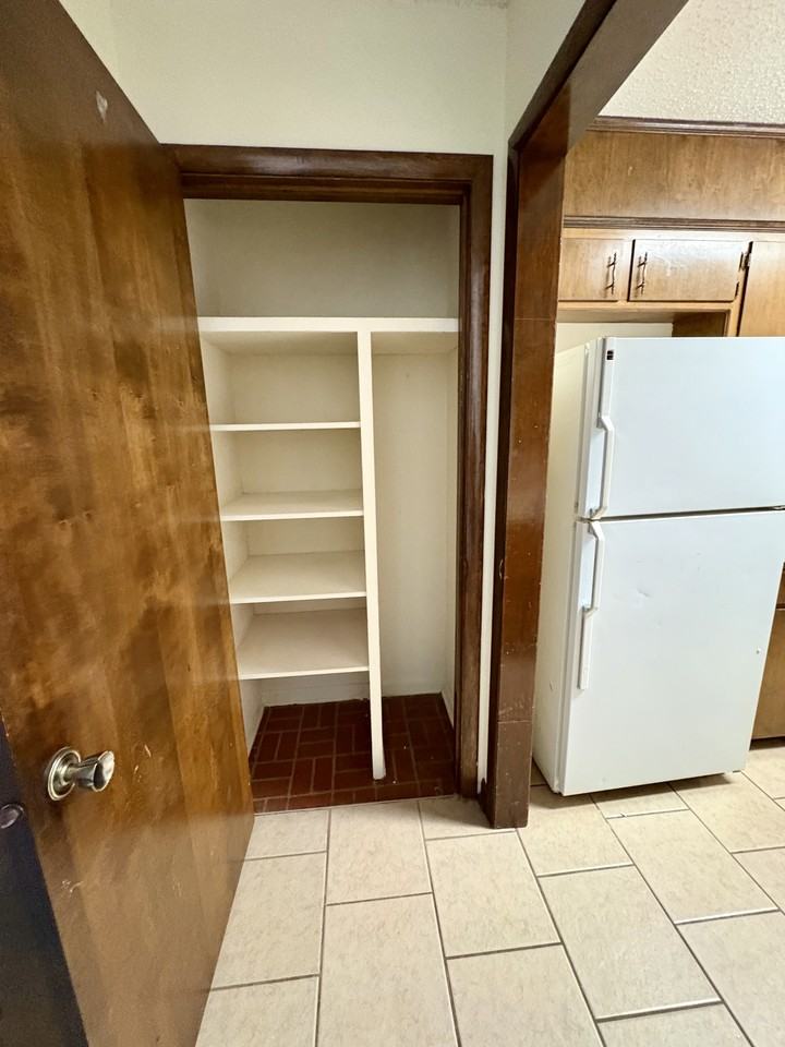4906 South U - Photo 6 of 15