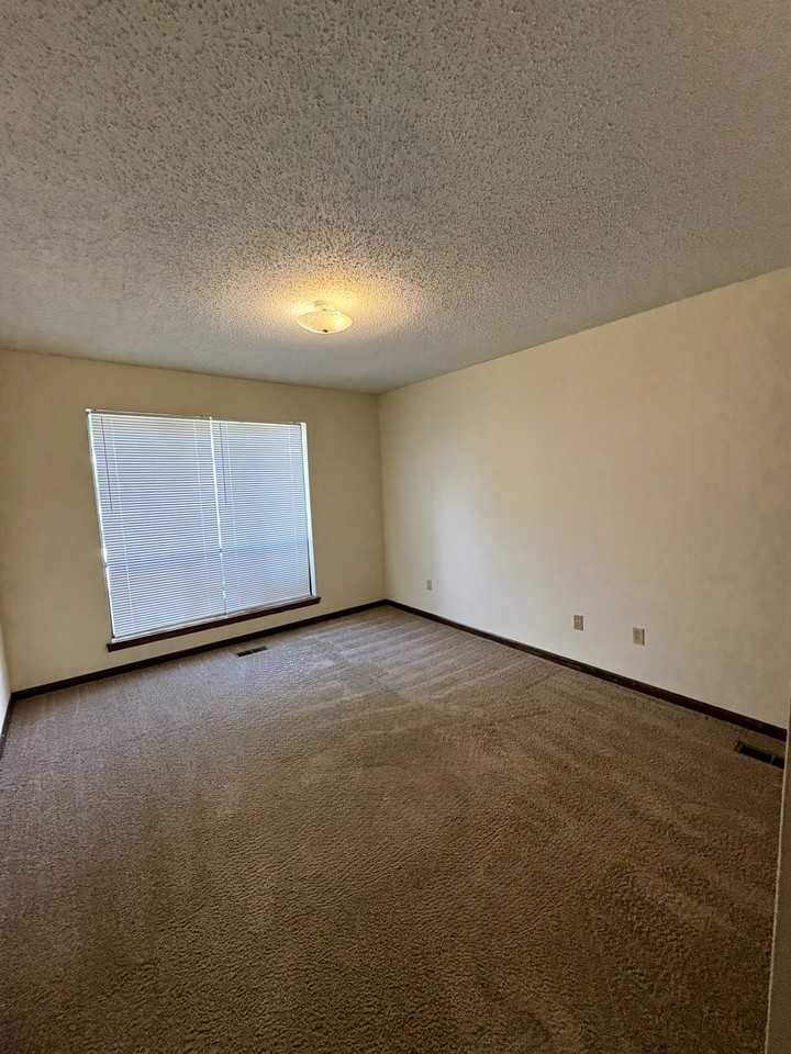 4906 South U - Photo 7 of 15