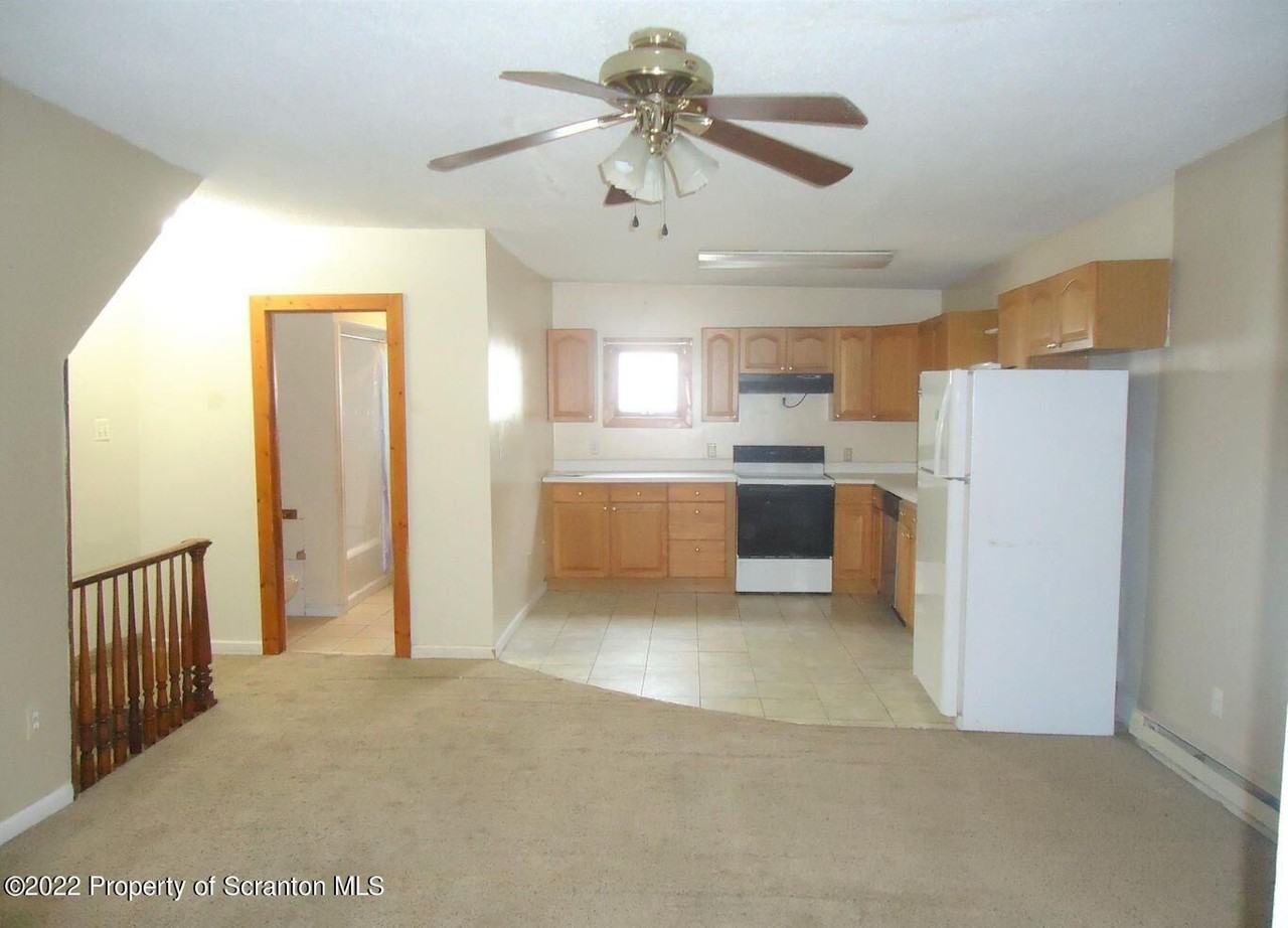 14 1/2 Union Street - Photo 3 of 7