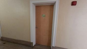 featured image of 206 N 9th St