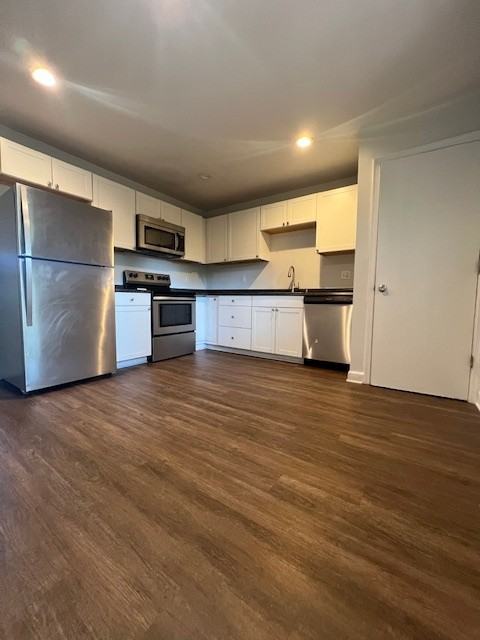 Memminger Avenue - Photo 7 of 16