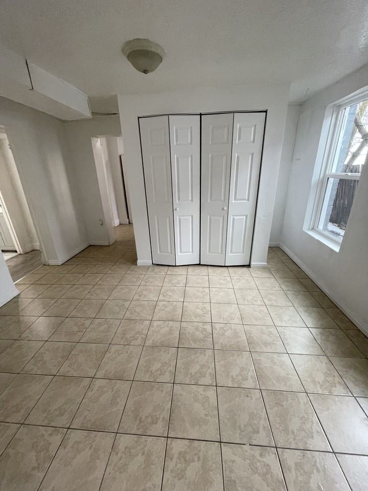 613 28th St. #3 - Photo 5 of 15