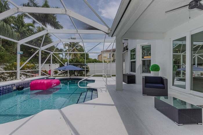 2738 Misty Oaks Circle - Photo 3 of 8