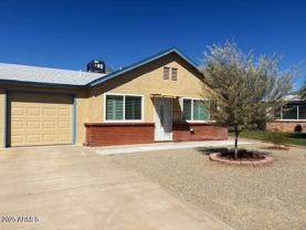 10312 N 97th Ave #B - Photo 1 of 1