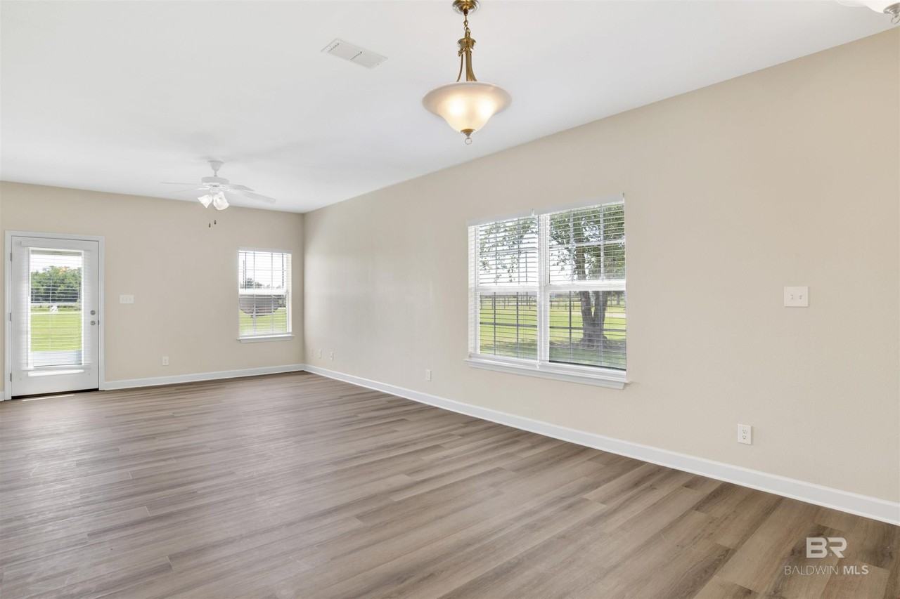 2002 Shelene Way - Photo 4 of 24