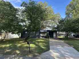 13 Wanda Ln - Photo 1 of 1