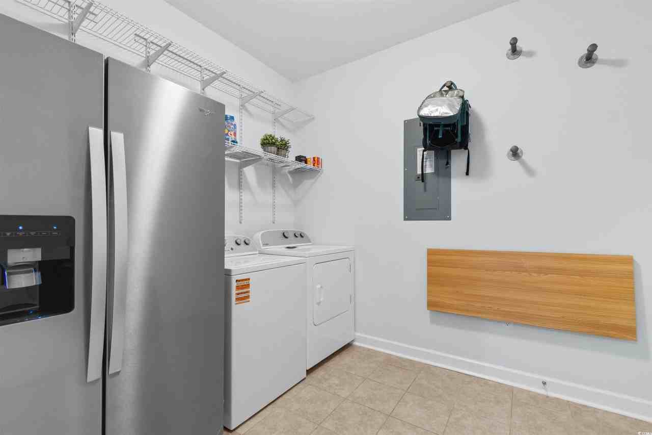 911 Ocean Pines Ct - Photo 7 of 36