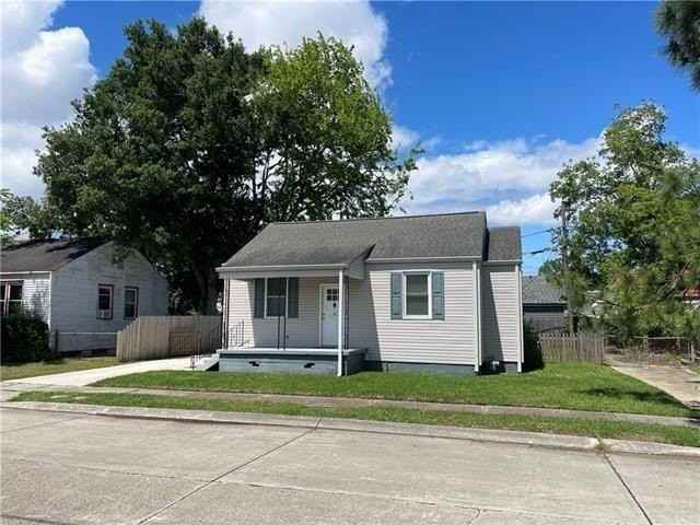 21 San Mateo Ave - Photo 3 of 15