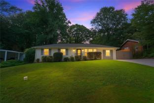 2710 Dresden Dr - Photo 1 of 1