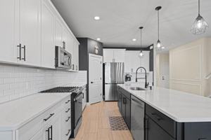 featured image of 4901 Blistering Way