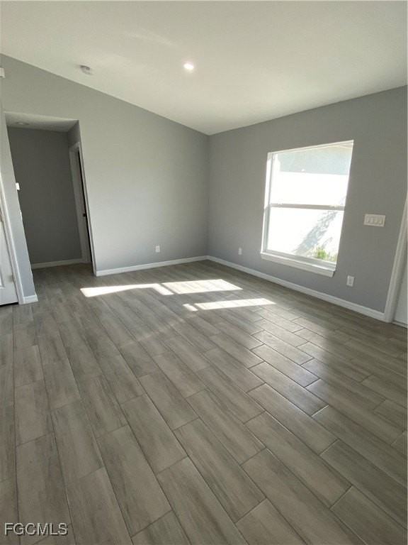 1867 Maiden St - Photo 4 of 16