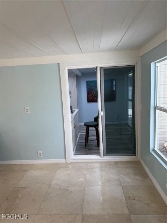 6671 Keystone Ct - Photo 4 of 20