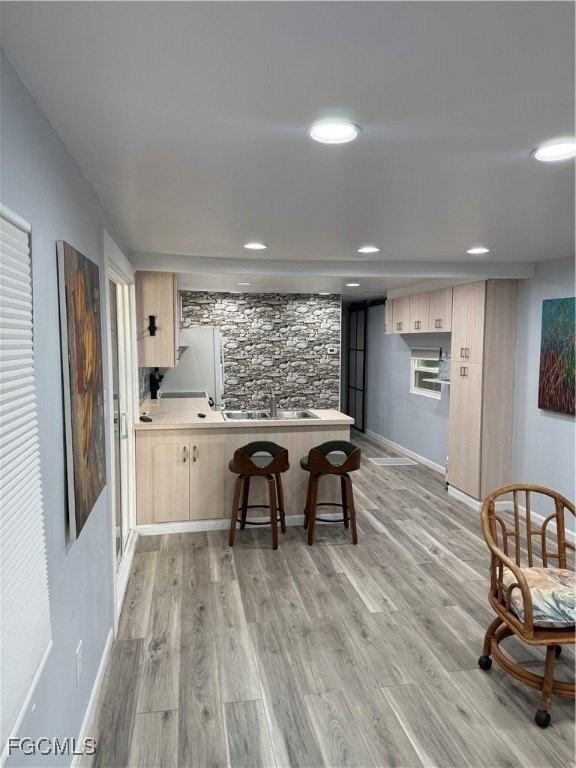 6671 Keystone Ct - Photo 6 of 20