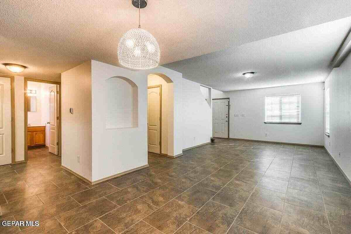 14081 Tierra Delfin Dr - Photo 3 of 9