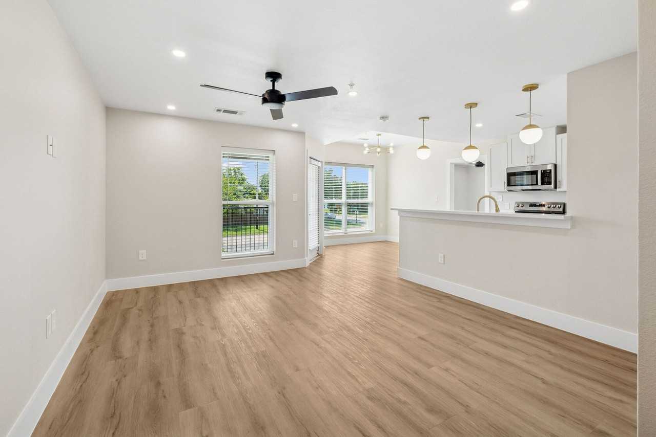 Lake Meadows - Photo 2 of 42