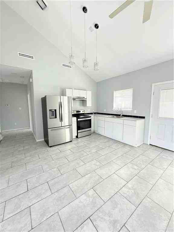 1421 N 21st St #2 - Photo 2 of 13