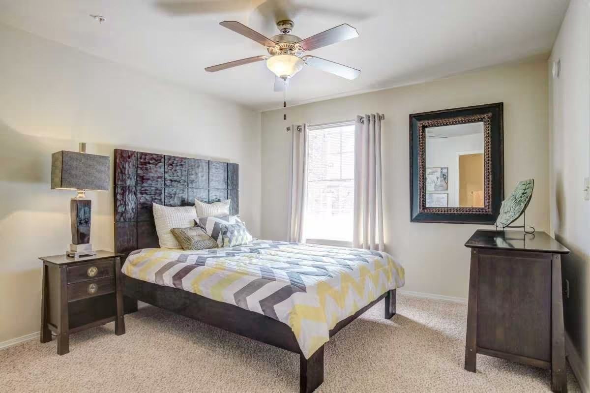 Oakmont Apartment Homes - Photo 5 of 10