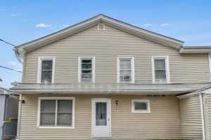 featured image of 360 Oak Ridge Rd