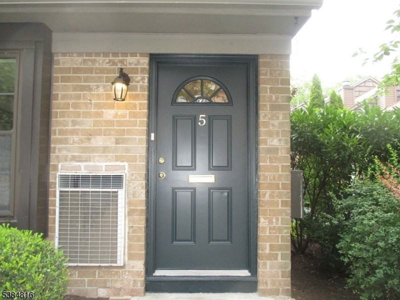 181   N-5 Long Hill Road #N5 - Photo 2 of 37