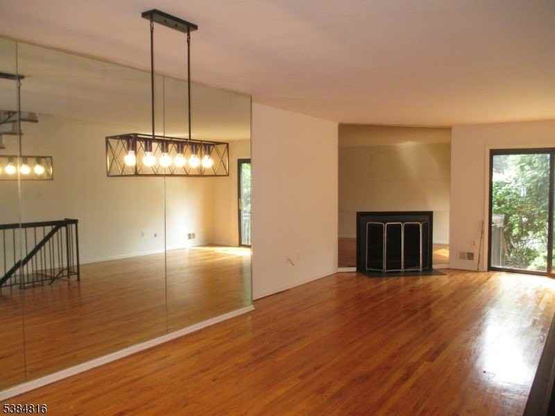 181   N-5 Long Hill Road #N5 - Photo 4 of 37