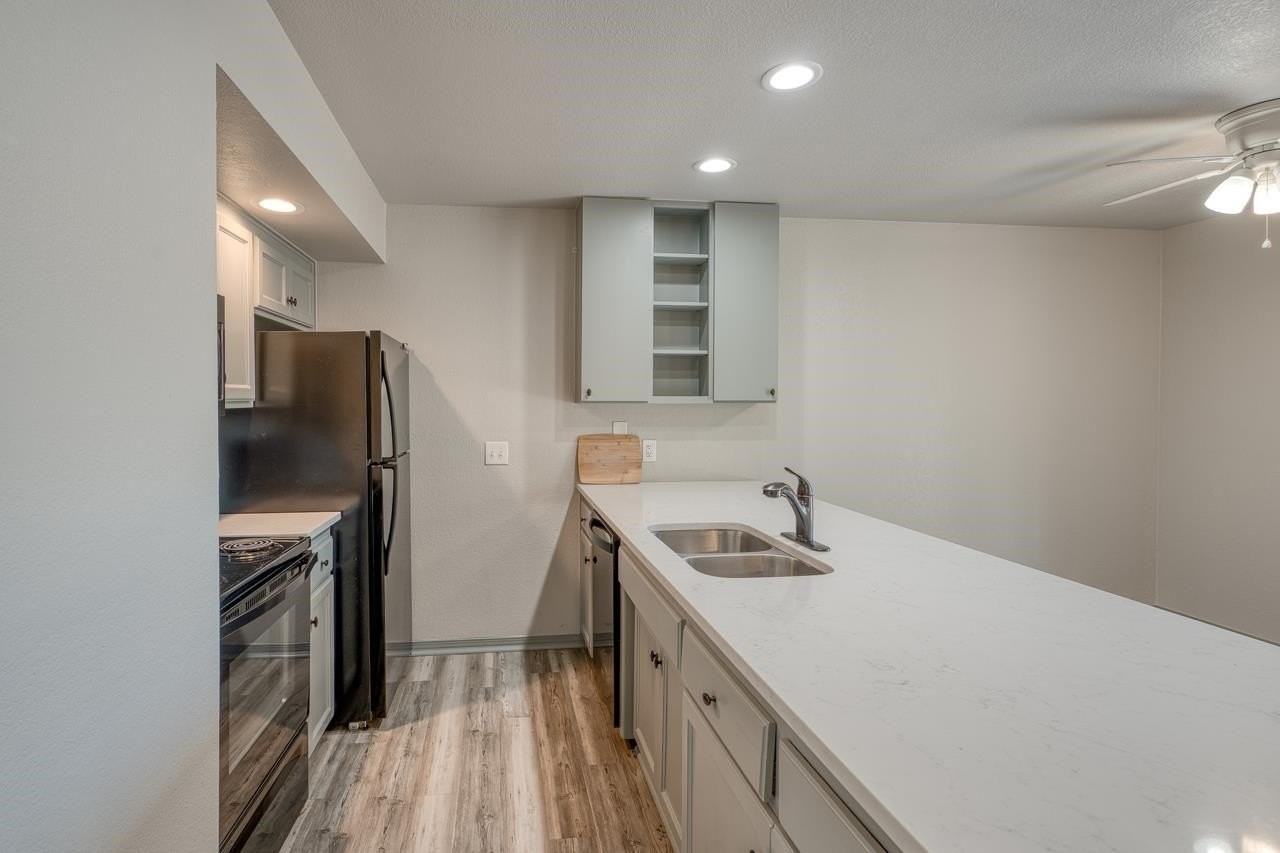 906 Hi Cir N - Photo 4 of 10