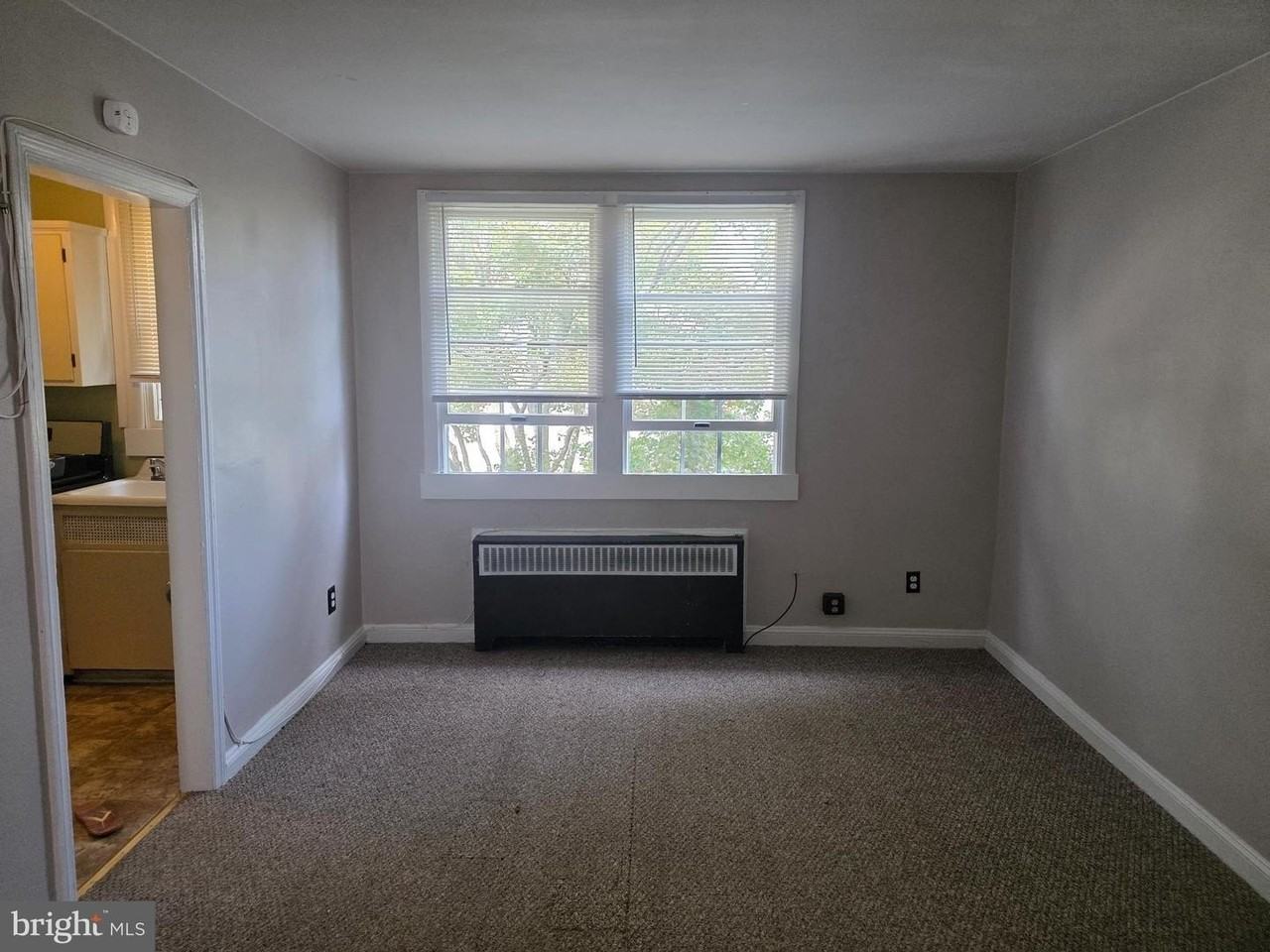 854 Windermere Ave - Photo 3 of 15