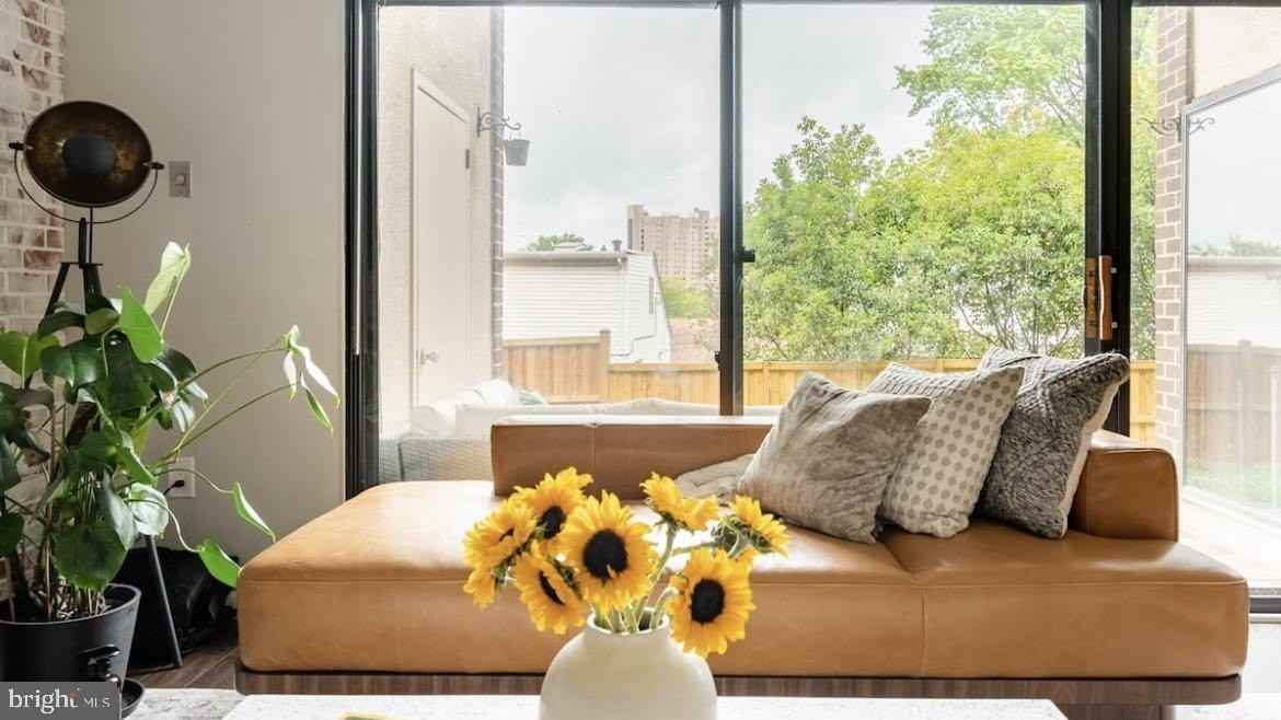 114 Roberts Ln - Photo 2 of 21