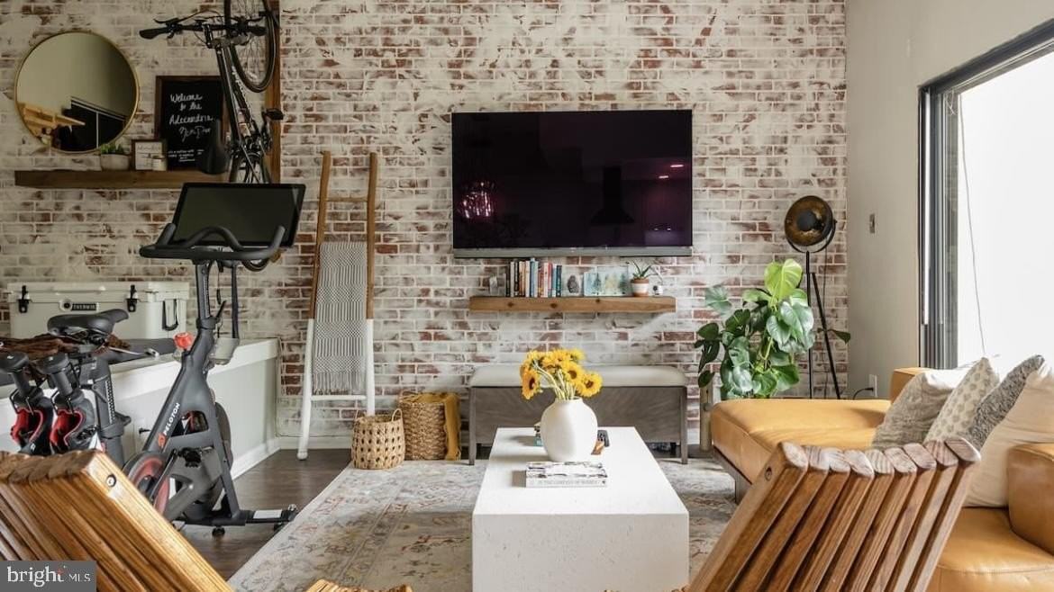 114 Roberts Ln - Photo 3 of 21