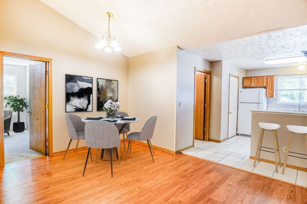 2196 SR 26 W - Photo 2 of 10