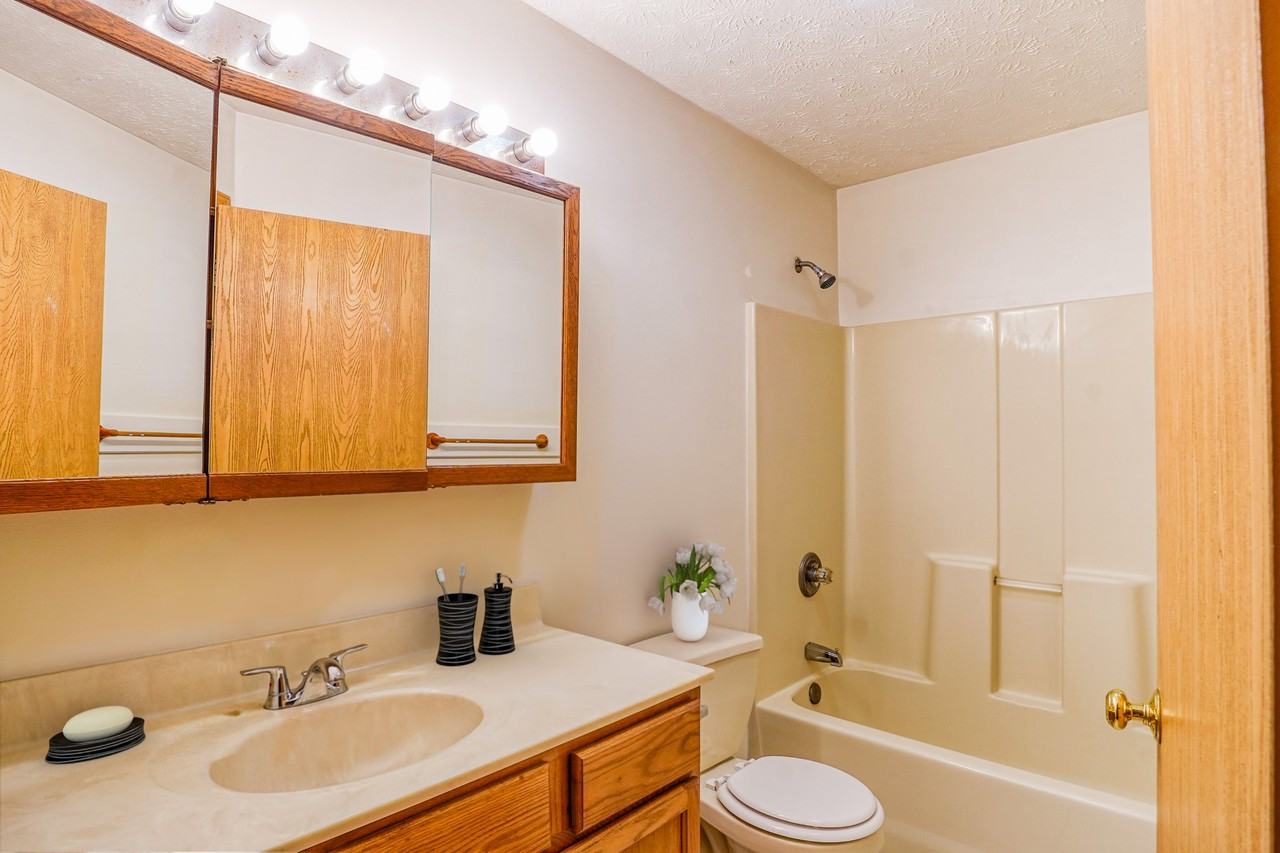 2204 SR 26 W - Photo 4 of 10